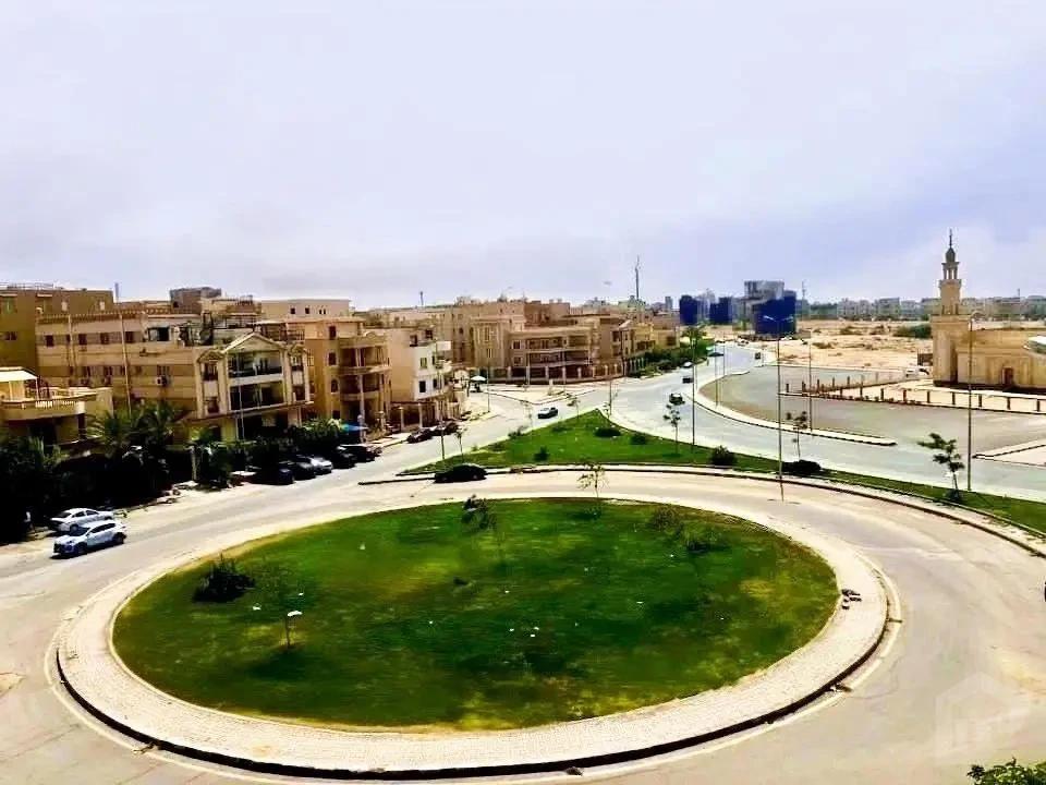 فيلا 6 شقق للبيع التجمع الخامس