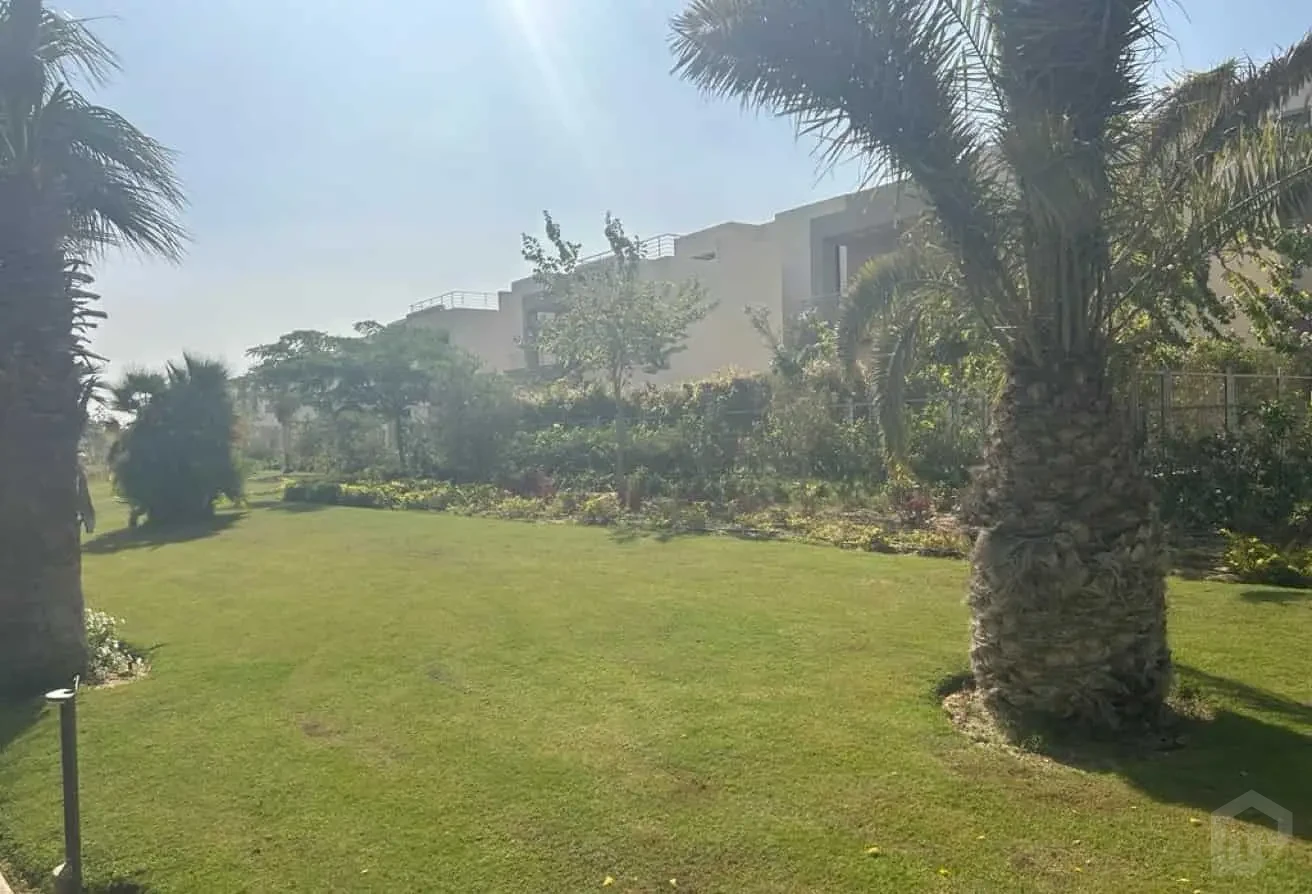 Premium Corner Villa on the Lake – Long-Term Payment Plans