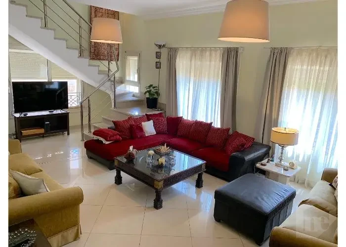 فيلا للأيجار في الشويفات