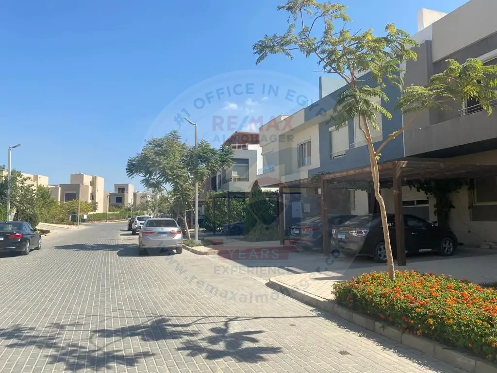 TOWNHOUSE FOR SALE IN PALM HILLS GOLF EXTENSION, AL WAHAT ROAD