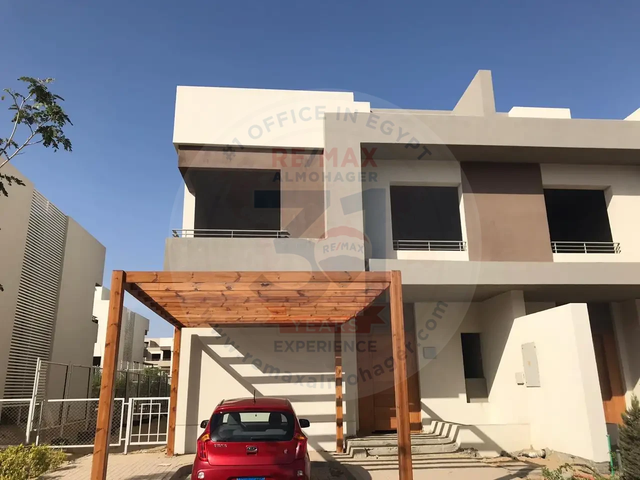 TOWNHOUSE FOR SALE IN PALM HILLS GOLF EXTENSION, AL WAHAT ROAD