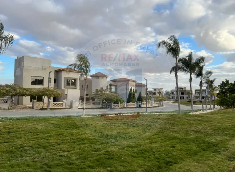 TOWNHOUSE FOR SALE IN PALM HILLS GOLF EXTENSION, AL WAHAT ROAD