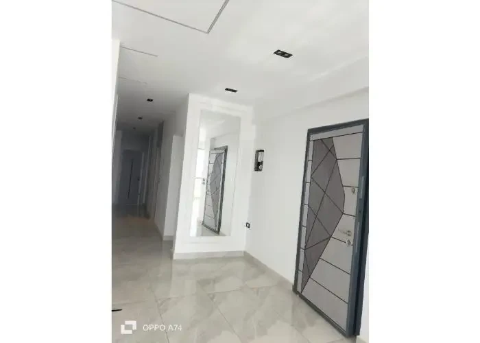 وحده للبيع